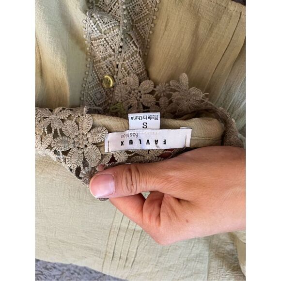 Favlux Green Striped Floral Embroidered 3/4 Sleeve Button Down‎ - Picture 7 of 8